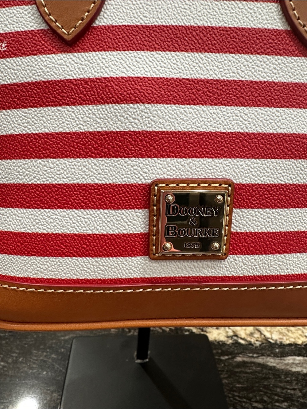 NWT♥️🤍Dooney & Bourke Bitsy - Picture 9 of 11